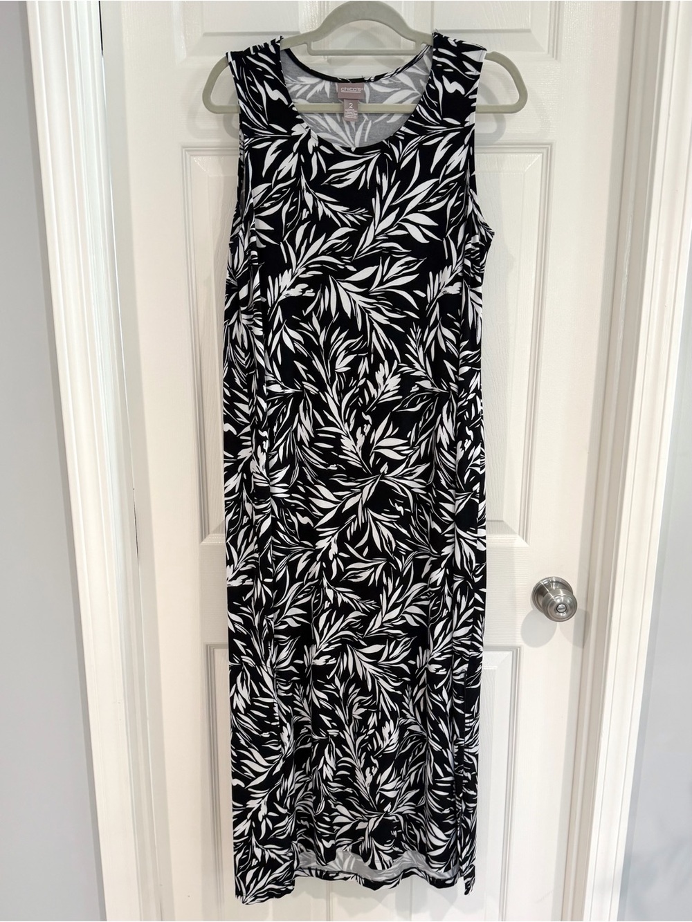 Chico's Black White Leaf Floral Sleeveless Stretch Maxi Sun Dress Size 2 (12/14)